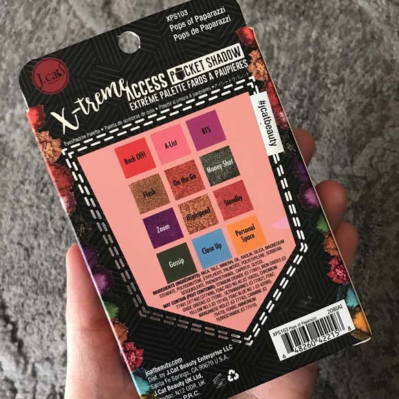 J.CAT BEAUTY X-TREME ACCESS POCKET SHADOW PALETTE - Picture 2 of 3